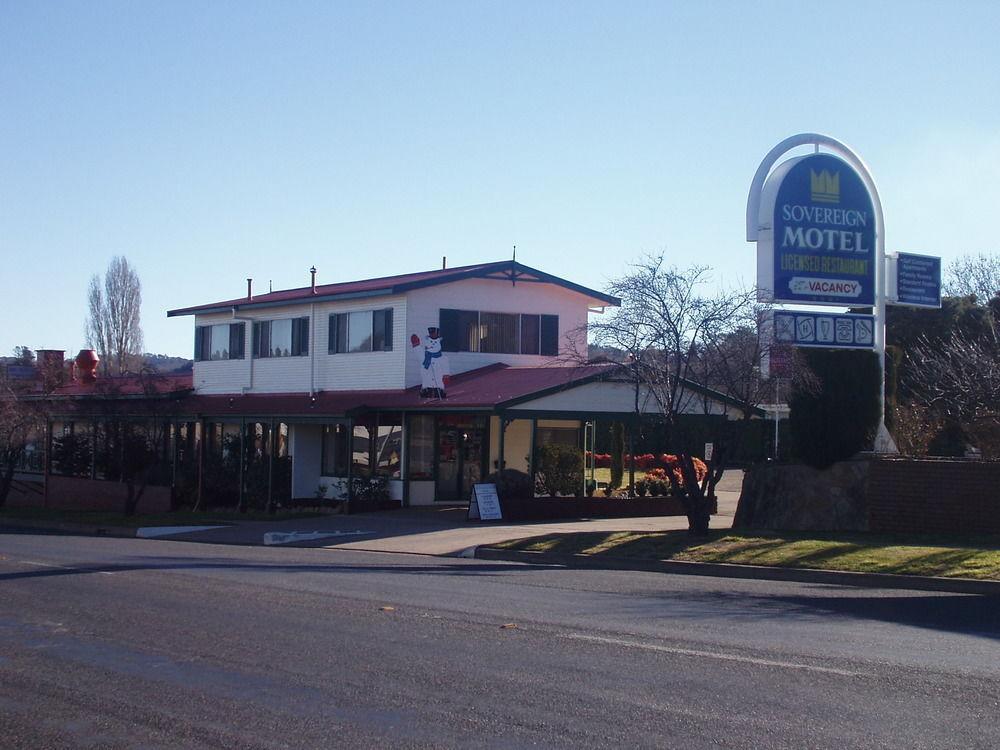 Redhill Cooma Motor Inn Ngoại thất bức ảnh