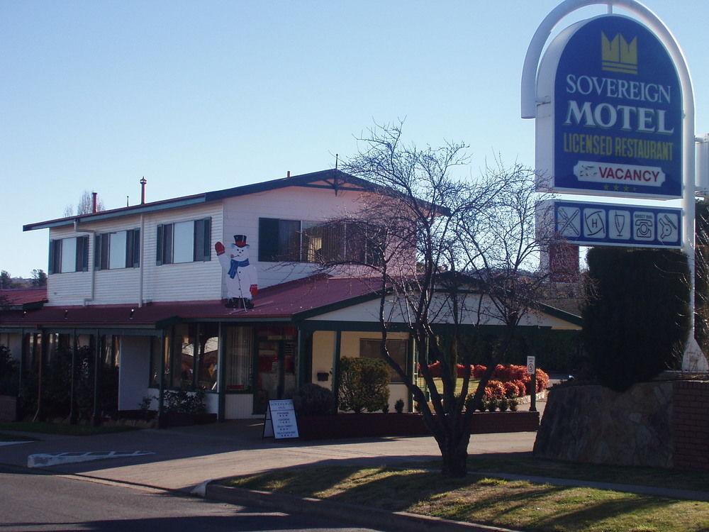 Redhill Cooma Motor Inn Ngoại thất bức ảnh